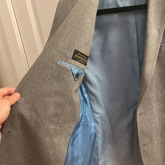 Gray Banana Republic Blazer, size 38S - Picture 3 of 3